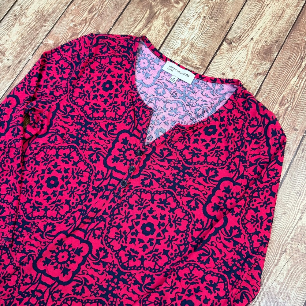 Jones New York Sport Henley Top Womens Medium Pink Damask 3/4 Sleeve